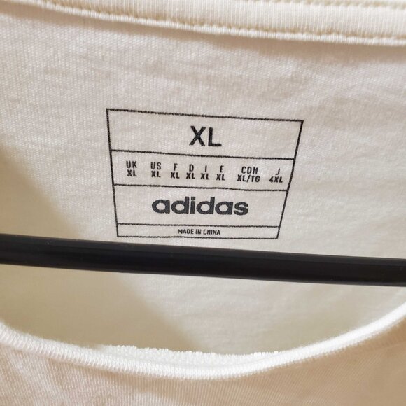 Adidas Basketball graphic Tee NWT - Picture 2 of 3